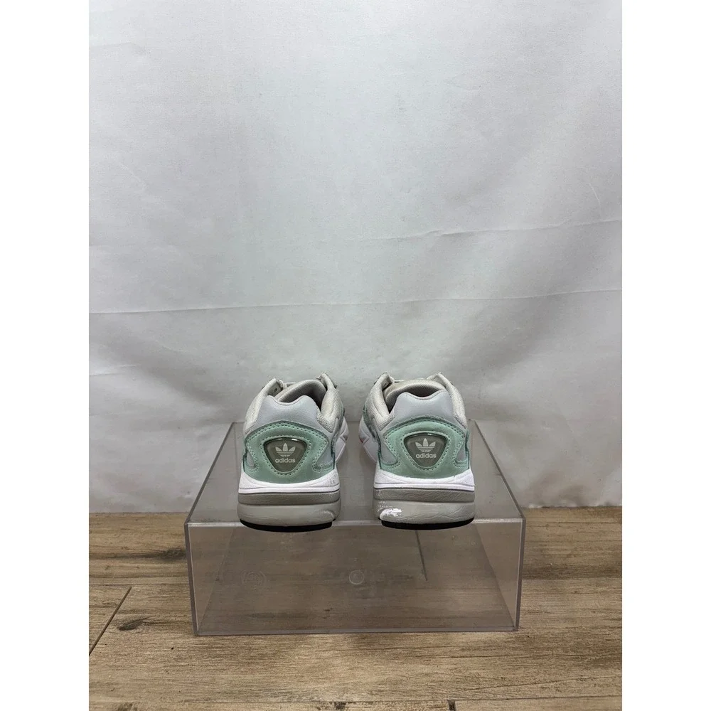 Adidas‎ Falcon Sneakers Lightweight Athletic Shoes Women's size 7